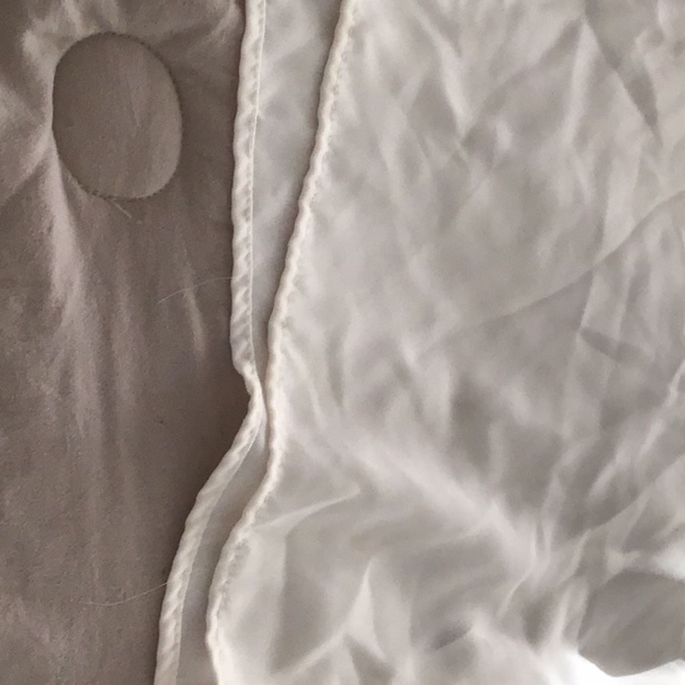 Blouse - Picture 2 of 4